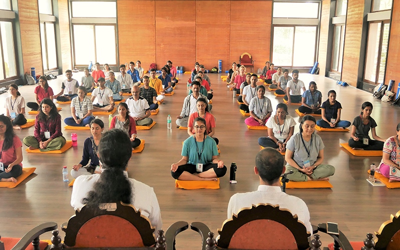 Yoga Programs & Teacher Training - The Art Of Living International